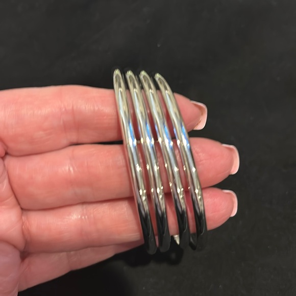 Lisa Robertson bangles!! Get ALL four. ❤️ - Picture 2 of 4